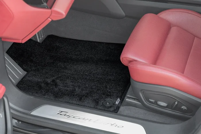 Luxe Floor Mats for Porsche Taycan