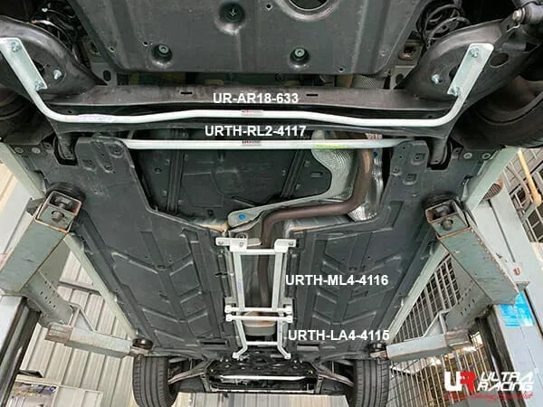 Ultra Racing Mercedes V177 A200 1.3 2WD Sedan 18+ UltraRacing Rear Sway Bar 18mm (633) UR-AR18-633