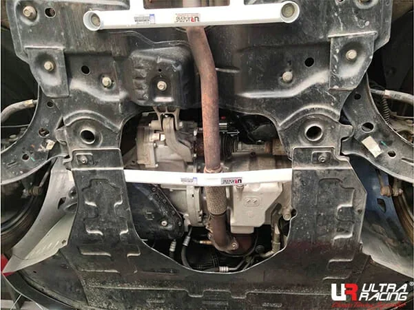 Ultra Racing MG ZS (SUV) 1.5 2WD Thailand Assembly 17+ UltraRacing 2-Point Front Lower Tiebar (4071) URTH-LA2-4071